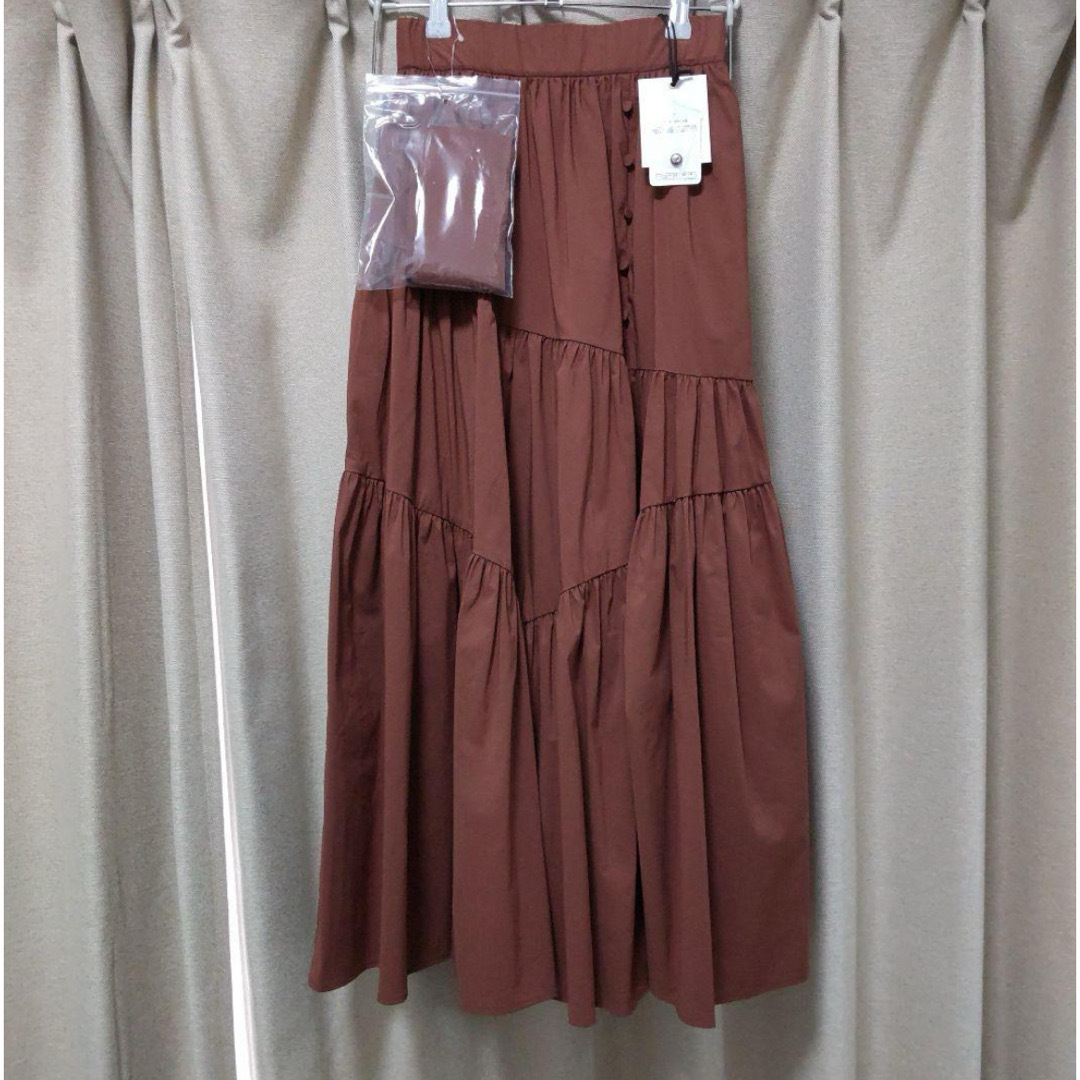Her lip to(ハーリップトゥ)のハーリップトゥ　Cotton-Blend Random Tiered Skirt レディースのスカート(ロングスカート)の商品写真