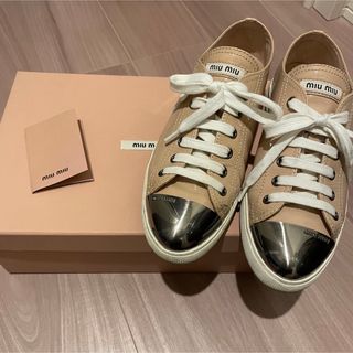 MIUMIUスニーカー37.5