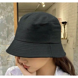 シンプル バケットハット ♡ レディース ブラック 帽子  韓国 g(ハット)