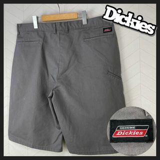 ディッキーズ(Dickies)の輸入古着 Dickies ハーフパンツ 長め グレー ビックサイズ 極太 ワイド(ショートパンツ)