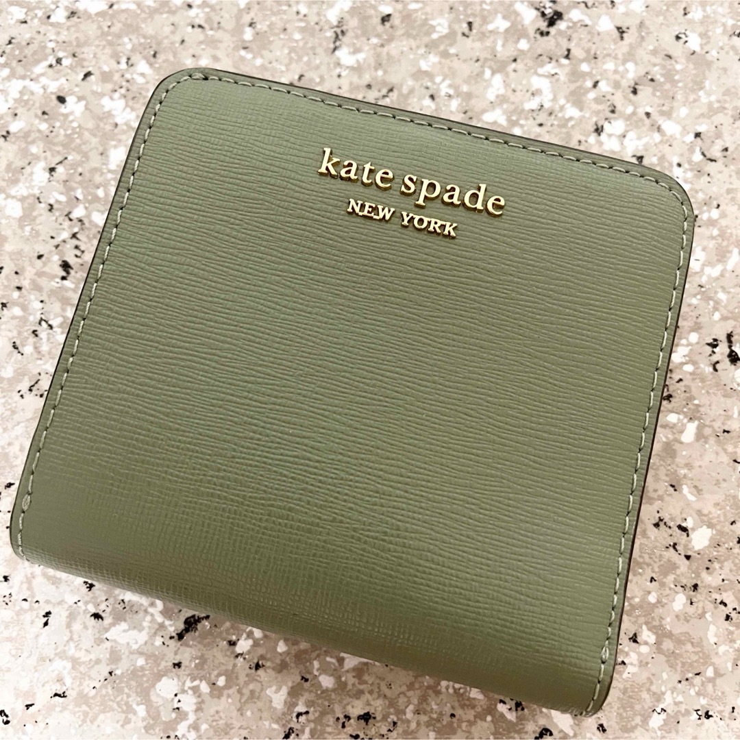 kate spade new york(ケイトスペードニューヨーク)の【kate spade】ケイトスペード 未使用品 コンパクトウォレット グリーン レディースのファッション小物(財布)の商品写真