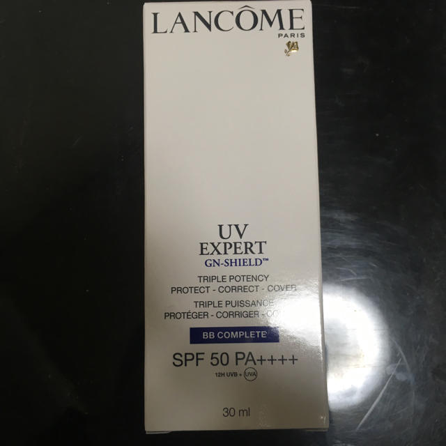 LANCOME(ランコム)のランコム UVエクスペールエッセンスインBB コスメ/美容のベースメイク/化粧品(BBクリーム)の商品写真