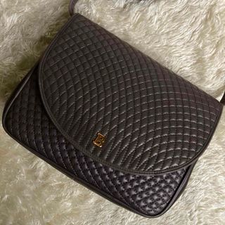 Bally - 【美品】バリー ショルダーバッグ キルティング グレー ラムレザー