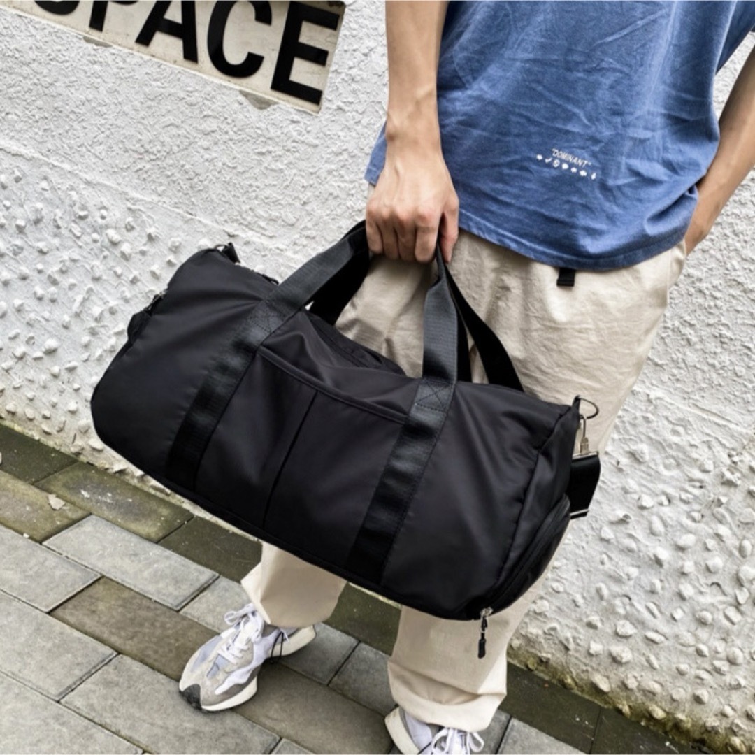 旅行バック　ボストンバッグ　大容量　　旅行　軽量　くつ　バッグ メンズのバッグ(ボストンバッグ)の商品写真