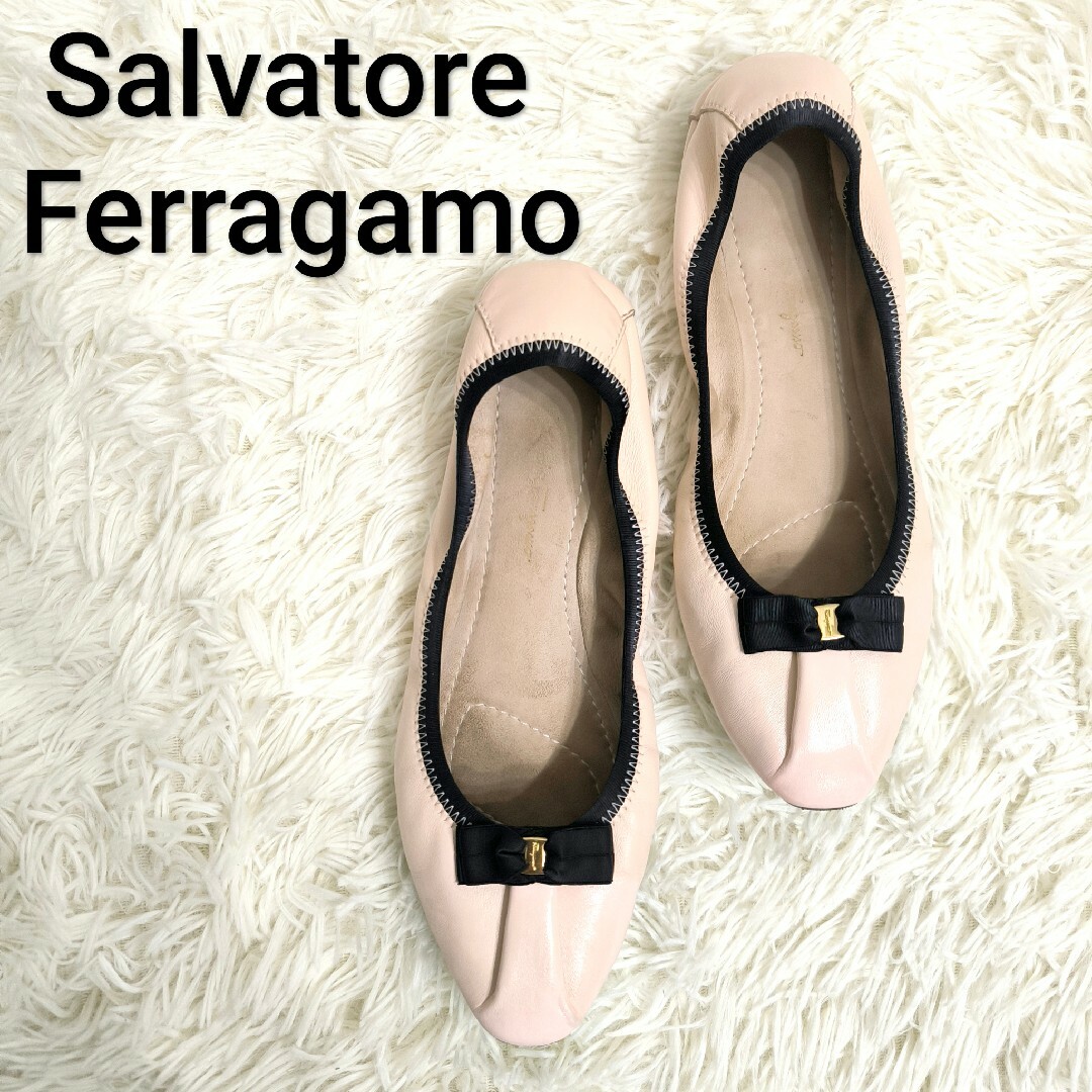 Salvatore Ferragamo(サルヴァトーレフェラガモ)のフェラガモ ferragamo my joy リボン フラットシューズ バレエ レディースの靴/シューズ(バレエシューズ)の商品写真