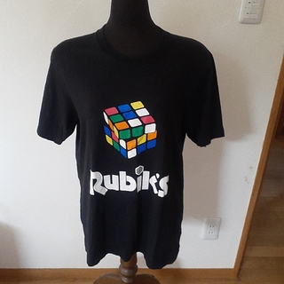 ユニクロ(UNIQLO)のユニクロ Rubik's Tシャツ 黒 メンズL(Tシャツ/カットソー(半袖/袖なし))
