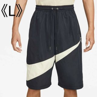 ナイキ(NIKE)の[新品] NIKE ナイキ ウーブンショートパンツ スウッシュパンツ Lサイズ(ショートパンツ)