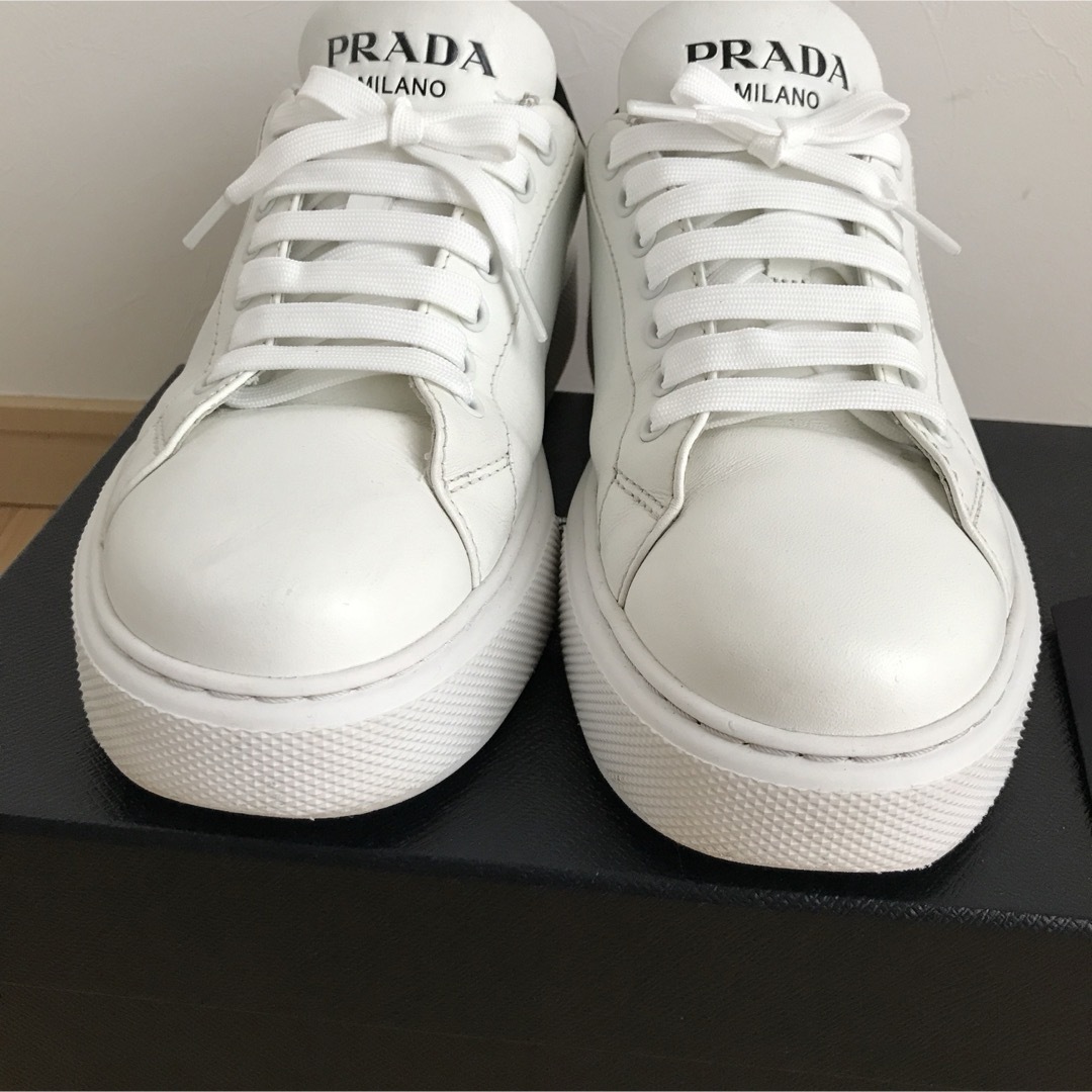 PRADA - 美品 PRADA プラダ スニーカー レディース 24㎝〜24.5 PRADA - 美品 PRADA プラダ スニーカー レディース 24㎝〜24.5