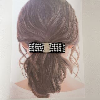 送料無料【バックル付千鳥柄リボンバレッタ】ヘアアクセ　可愛い　上品　高見え(バレッタ/ヘアクリップ)