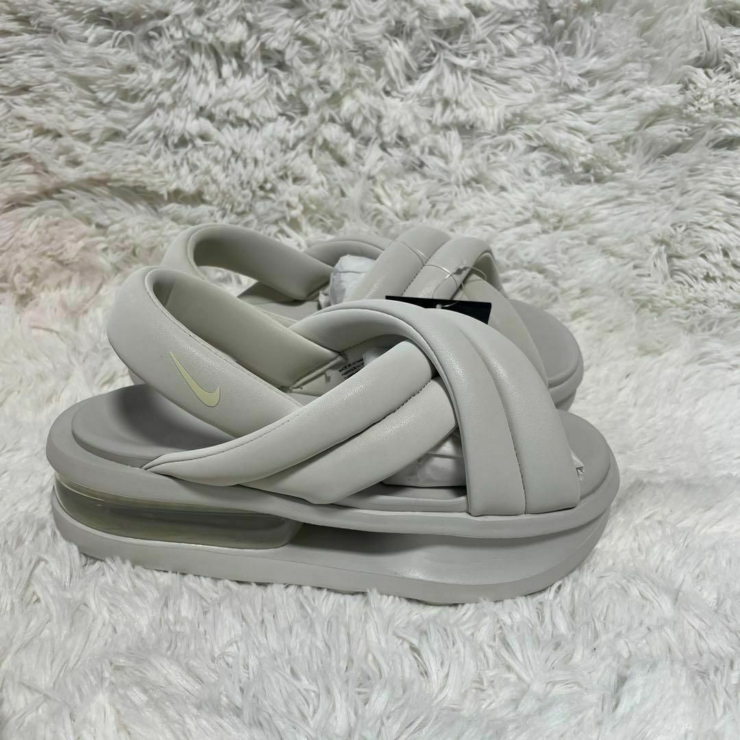 NIKE(ナイキ)のナイキ ウィメンズ エアマックス アイラ サンダル ライトボーン 24cm レディースの靴/シューズ(サンダル)の商品写真