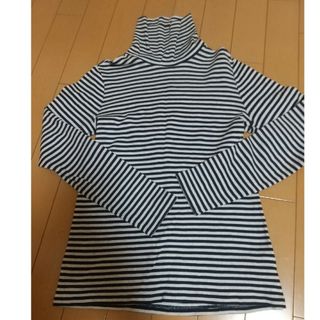 タートルネック　ユニクロ　長袖(Tシャツ/カットソー(七分/長袖))