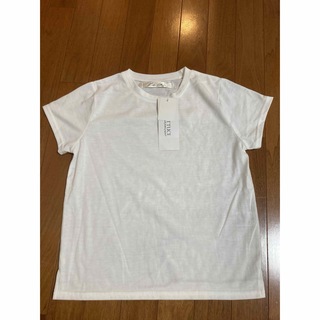 白　シャツ(Tシャツ(半袖/袖なし))