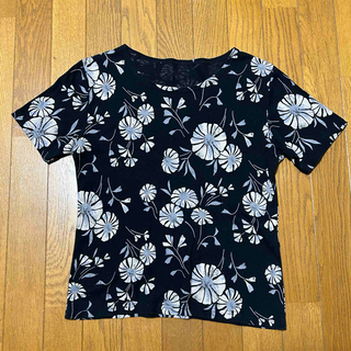 Tシャツ　花柄コットン100%(Tシャツ(半袖/袖なし))