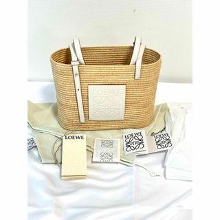 ロエベ(LOEWE)のロエベ　カゴバッグ　スクエアバスケットバッグ　ホワイト(かごバッグ/ストローバッグ)