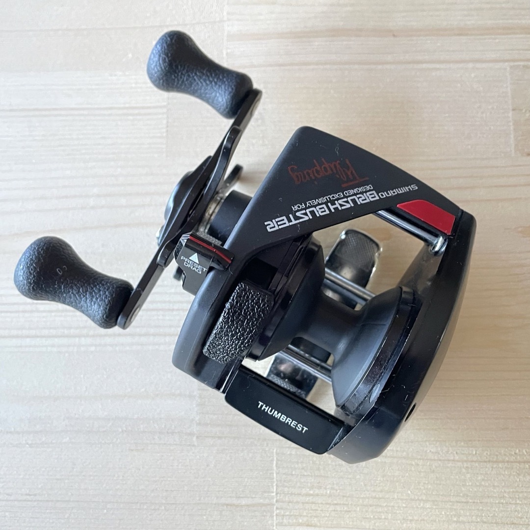 SHIMANO(シマノ)のシマノ バンタム ブラッシュバスター 11プラス 左ハンドル フリッピング専用機 スポーツ/アウトドアのフィッシング(リール)の商品写真