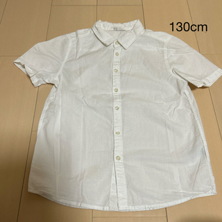 エイチアンドエム(H&M)のH&M 白シャツ　半袖　130 キッズ　男の子(ブラウス)