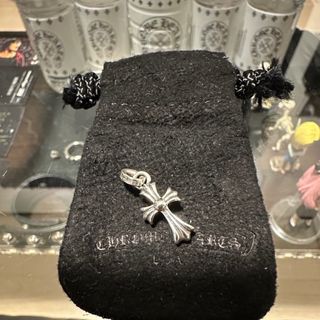 クロムハーツ(Chrome Hearts)の【美品】クロムハーツCH ベイビーファットクロスチャーム(ネックレス)