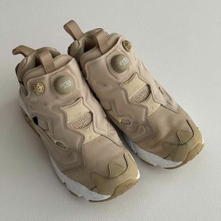 リーボック(Reebok)の24 ポンプフューリー  ベージュ INSTAPUMP リーボック スニーカー(スニーカー)