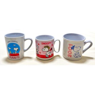 陶磁器　SNOOPYスヌーピー　三種柄　マグカップ3客(食器)