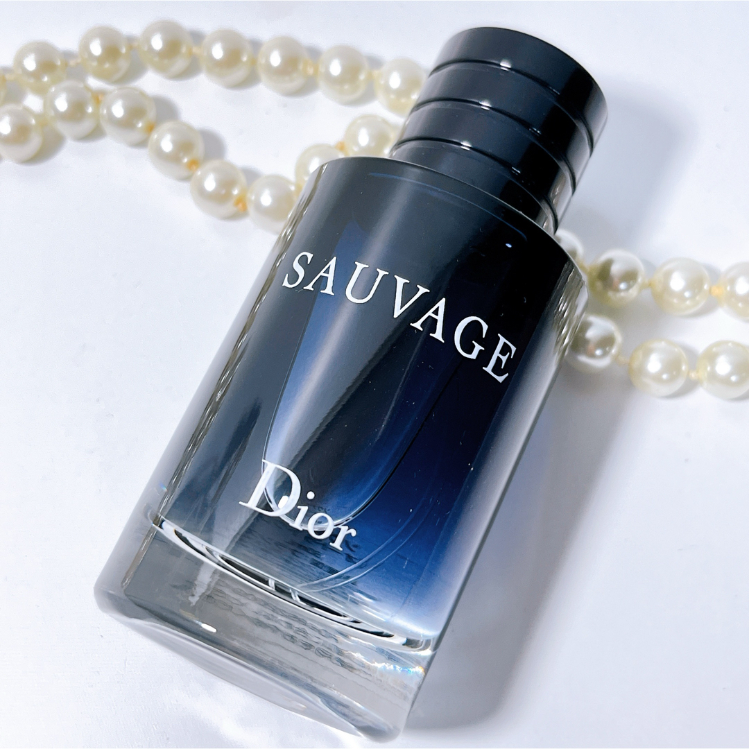 Christian Dior(クリスチャンディオール)のDIOR SAUVAGE ソヴァージュ 60ml コスメ/美容の香水(香水(男性用))の商品写真