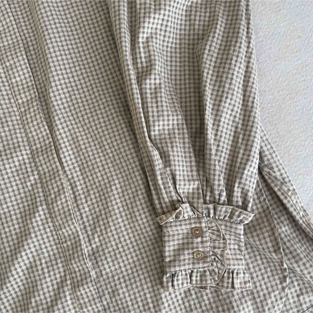 katrin tokyo フリルチェックシャツ　フリーサイズ レディースのトップス(シャツ/ブラウス(長袖/七分))の商品写真