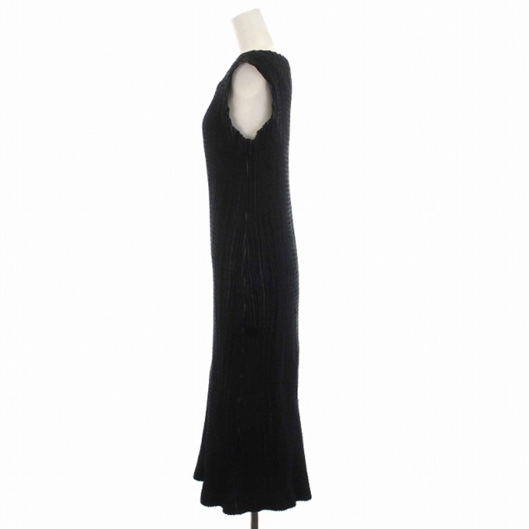 ISSEY MIYAKE(イッセイミヤケ)のイッセイミヤケ プリーツ ワンピース ドレス ノースリーブ ロング 2 M 黒 レディースのワンピース(ロングワンピース/マキシワンピース)の商品写真