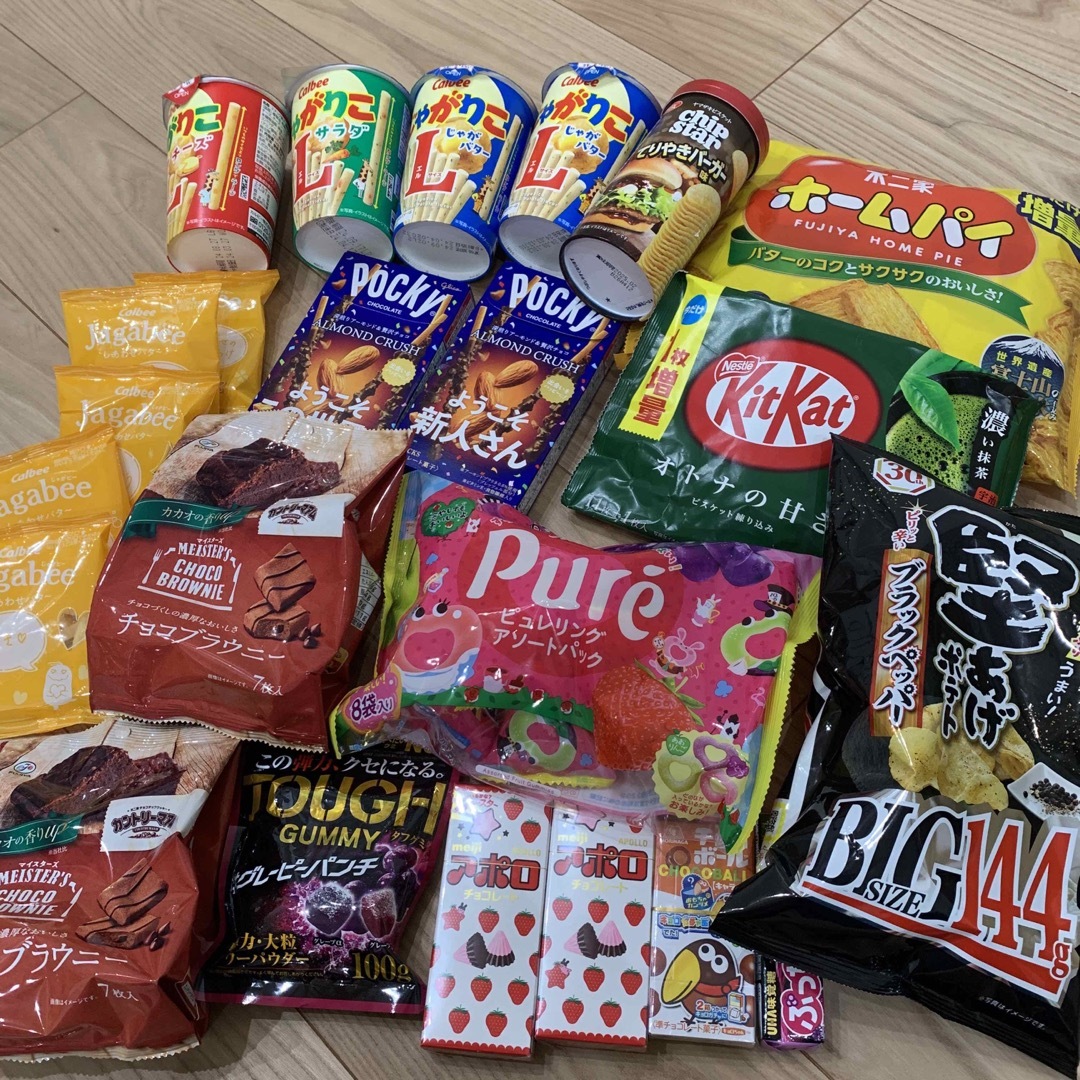 お菓子　詰め合わせ 食品/飲料/酒の食品(菓子/デザート)の商品写真