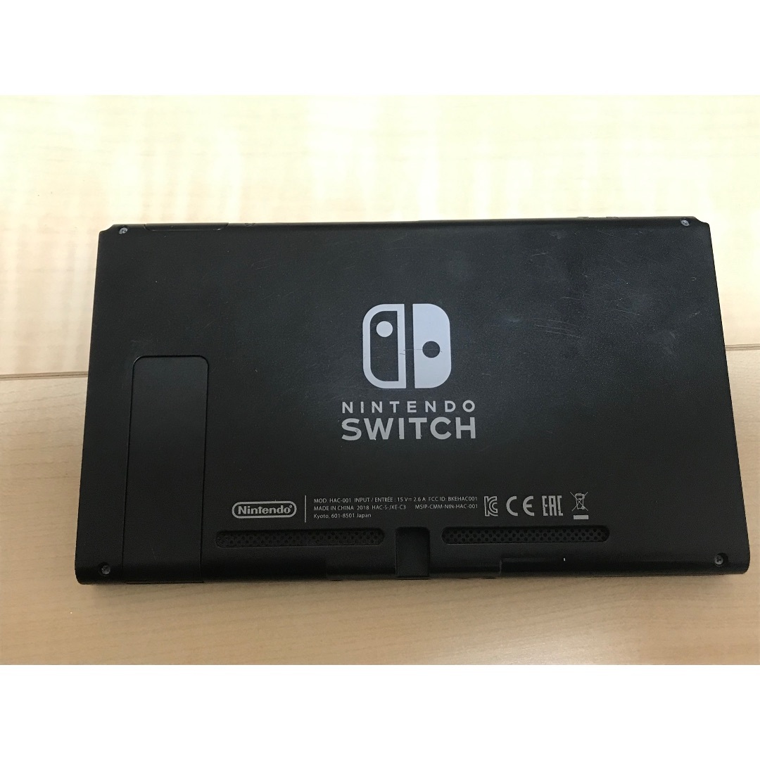 Nintendo Switch(ニンテンドースイッチ)の未対策機✨Nintendo Switch 本体のみ動作確認済✨2018製 エンタメ/ホビーのゲームソフト/ゲーム機本体(家庭用ゲーム機本体)の商品写真