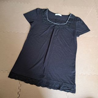 上品　ブラック　トップス　Lサイズ(Tシャツ(半袖/袖なし))