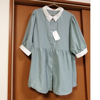 Avail - 新品☆バイカラーチュニックシャツ　ペプラムチュニック　花ボタン　水色　4Lサイズ