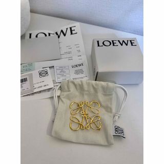 ロエベ(LOEWE)の確実正規品！美品　ロエベ　ブローチ　レシート有(ブローチ/コサージュ)