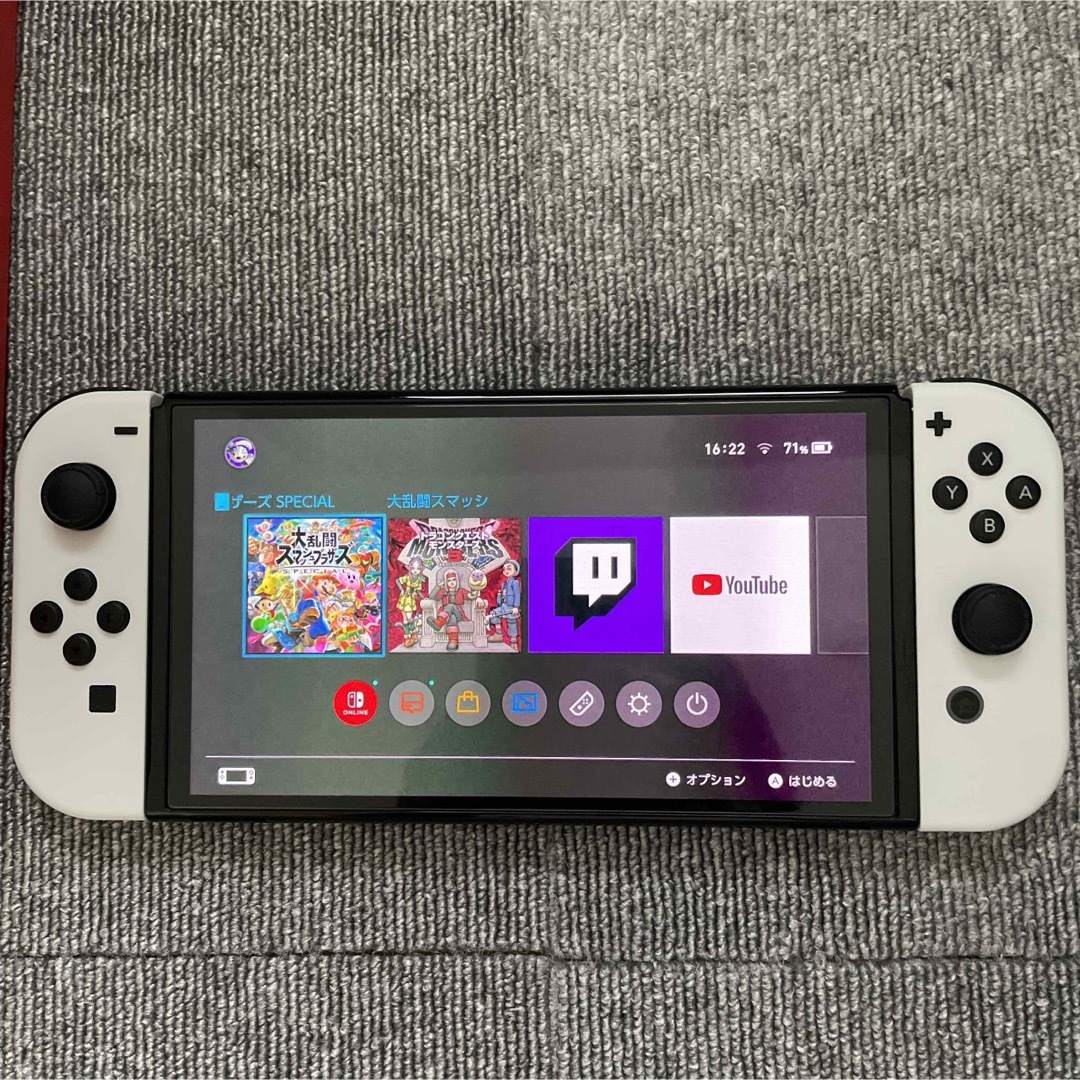 任天堂(ニンテンドウ)のNintendo Switch 本体 有機ELモデル HEG-S-KABAA エンタメ/ホビーのゲームソフト/ゲーム機本体(家庭用ゲーム機本体)の商品写真