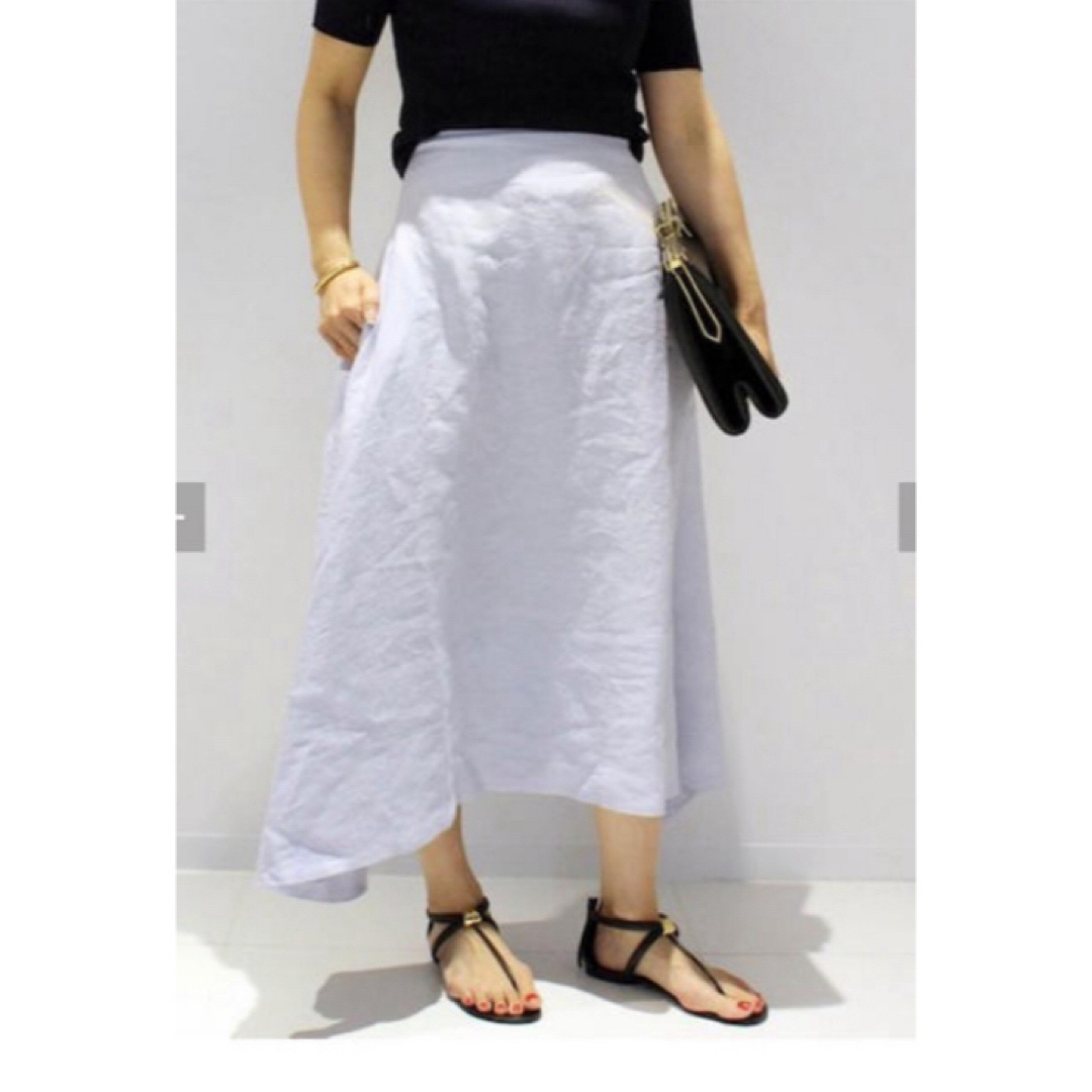 MADISONBLUE(マディソンブルー)のMADISONBLUE  リネン　ミモレフレアスカート　ブルー　02 レディースのスカート(ロングスカート)の商品写真