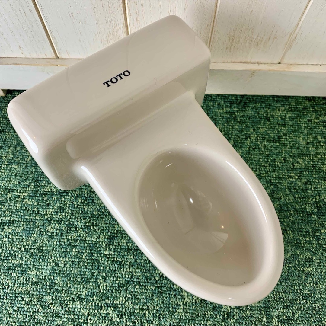 TOTO(トウトウ)のTOTO トイレ 便器 模型 ミニ便器 ミニチュア 非売品 インテリア/住まい/日用品のインテリア小物(置物)の商品写真