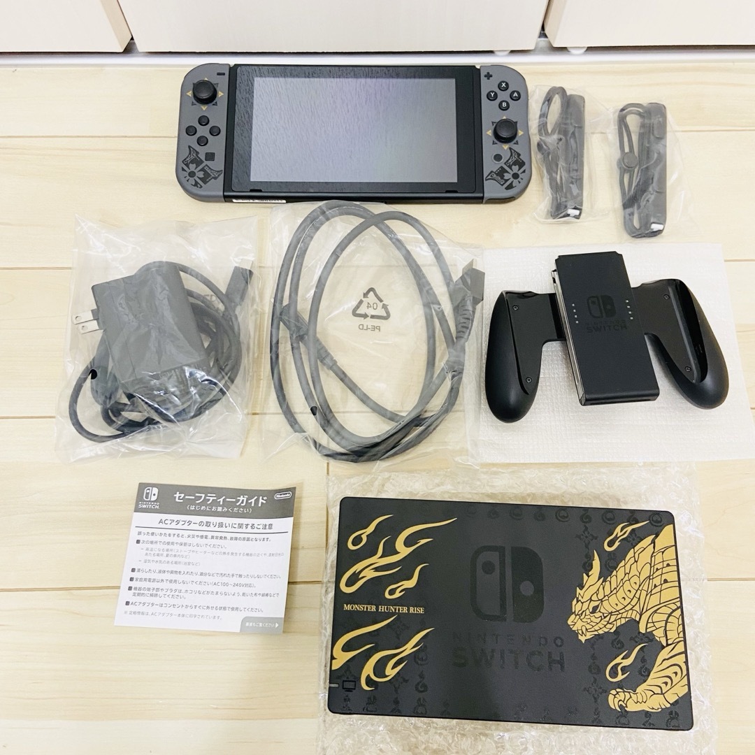 Nintendo Switch - 【未使用に近い】Nintendo Switch スイッチ 本体 Nintendo Switch - 【未使用に近い】Nintendo Switch スイッチ 本体