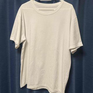 ジーユー(GU)の白Tシャツ　半袖　男性Lサイズ(Tシャツ/カットソー(半袖/袖なし))