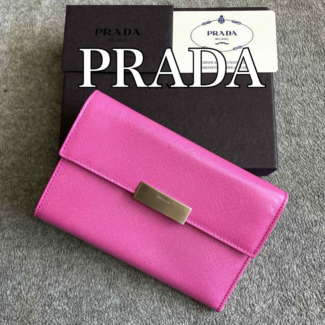 PRADA(プラダ)の【美品セット】プラダ 三つ折り財布 M510C サフィアーノ BEGONIA レディースのファッション小物(財布)の商品写真