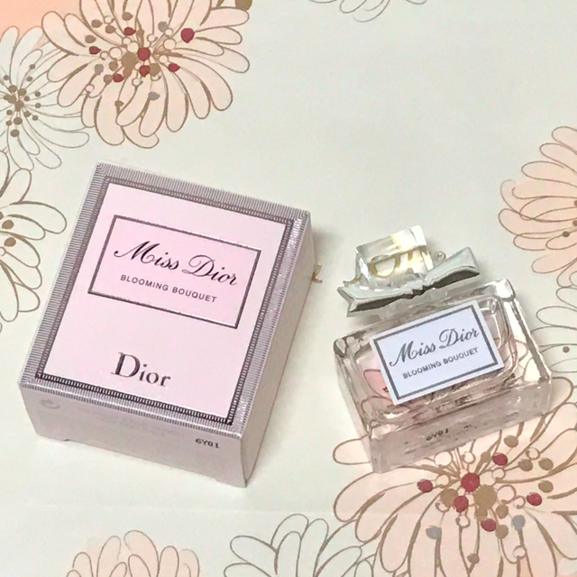 Christian Dior(クリスチャンディオール)のミスディオール ブルーミング ブーケ 5ml コスメ/美容の香水(香水(女性用))の商品写真