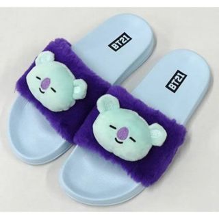 ビーティーイシビル(BT21)のBT21 防弾少年団 koya サンダル シャワーサンダル コヤ(サンダル)