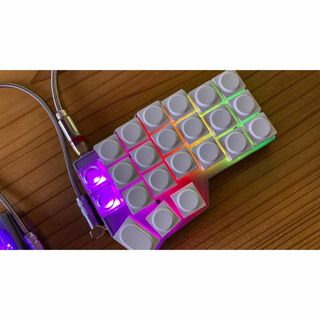 Corne Cherry V4　自作キーボード(PC周辺機器)