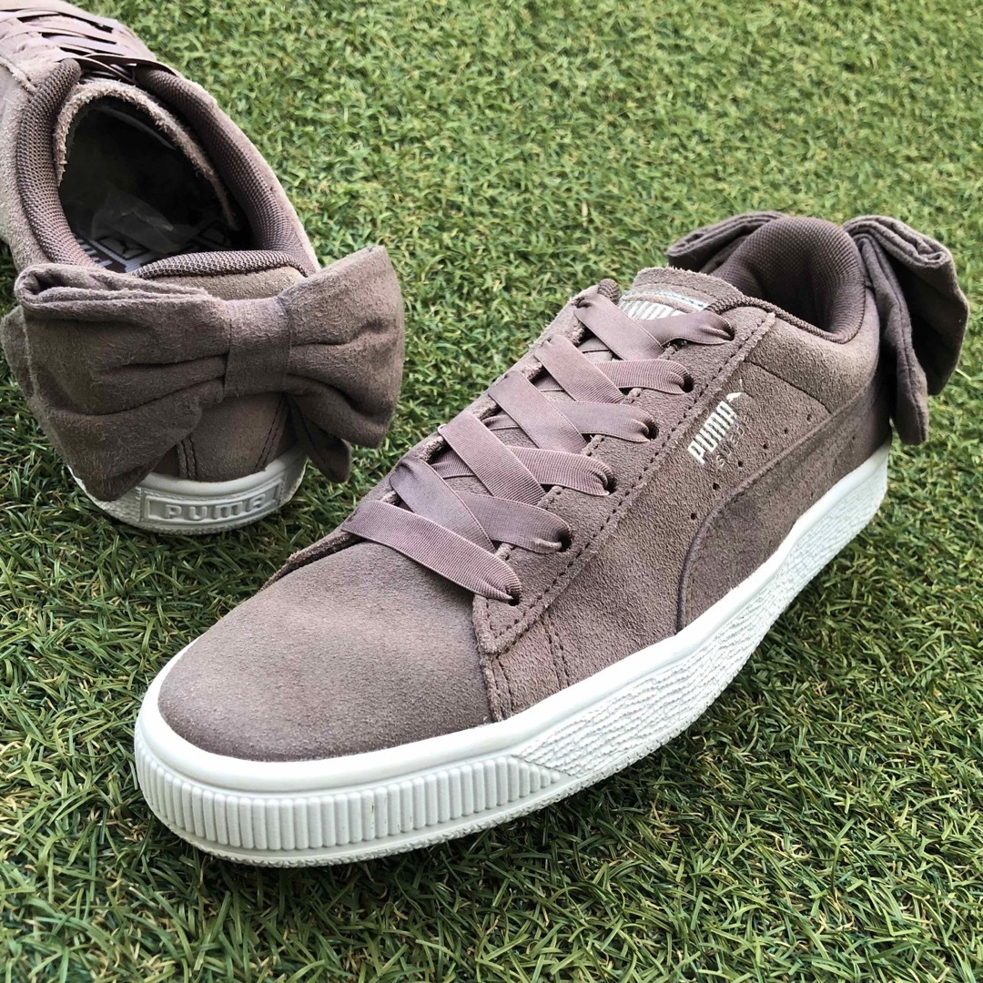 PUMA(プーマ)の美品24 PUMA SUEDE BOW スエード ボウ HA172 レディースの靴/シューズ(スニーカー)の商品写真