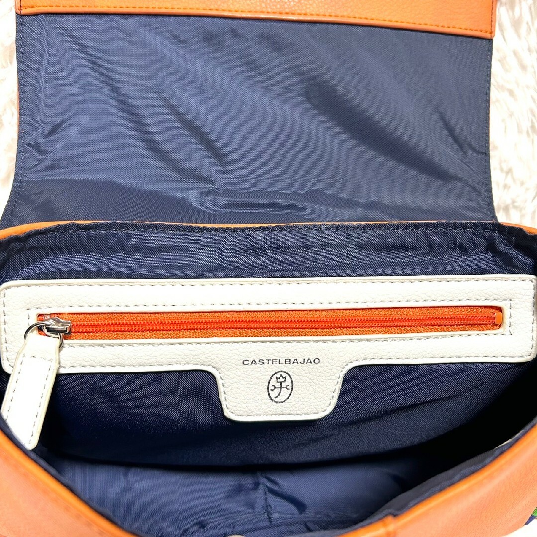 CASTELBAJAC(カステルバジャック)の美品　カステルバジャック　ショルダーバッグ　ソルベ　オレンジ　ロゴベルト メンズのバッグ(ショルダーバッグ)の商品写真