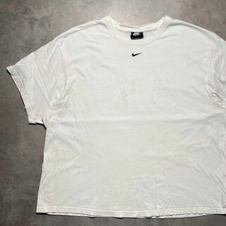 ナイキ(NIKE)の【Nike】ナイキ　センタースウッシュロゴ刺繍ホワイトTシャツ　2XLサイズ(Tシャツ/カットソー(半袖/袖なし))