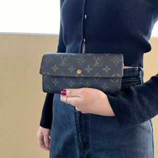 ルイヴィトン(LOUIS VUITTON)のルイヴィトン ポルトフォイユ サラ 長財布 モノグラム 茶色 定番人気 9277(財布)