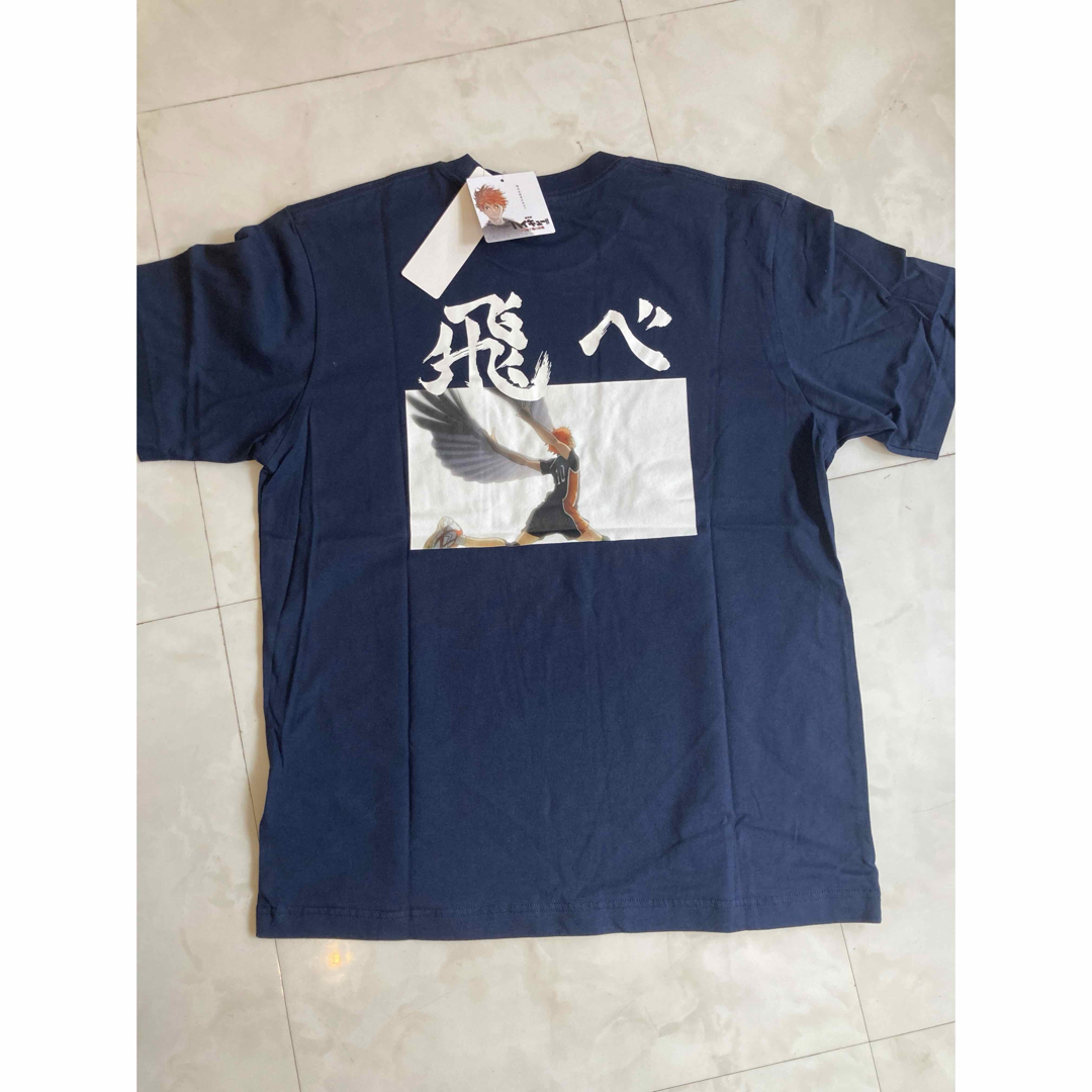 Mサイズ】ハイキュー　ユニクロTシャツ　少年ジャンプ　ネイビー メンズのトップス(Tシャツ/カットソー(半袖/袖なし))の商品写真