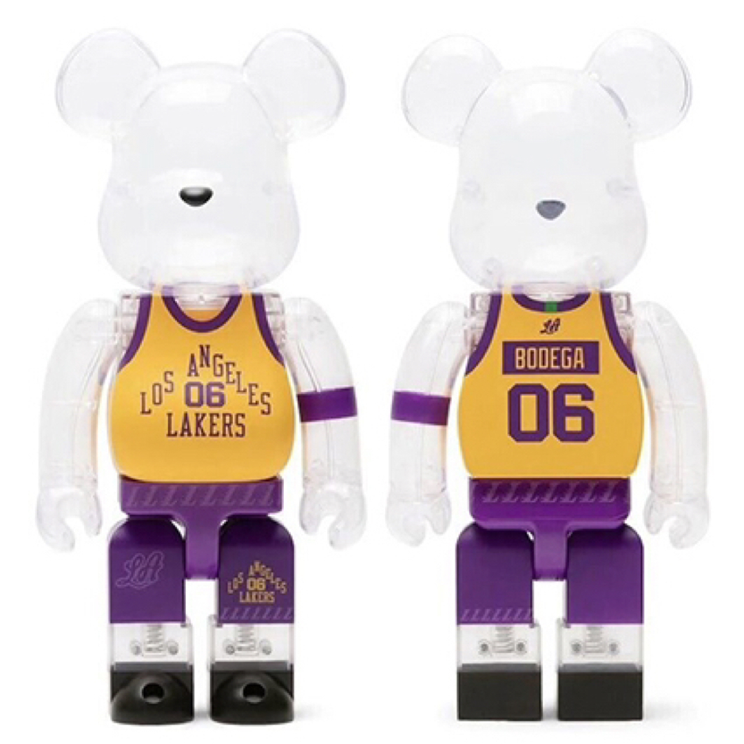 MEDICOM TOY(メディコムトイ)の日本未販売 NBA Los Angeles LAKERS BEAR 400%ベア エンタメ/ホビーのフィギュア(その他)の商品写真