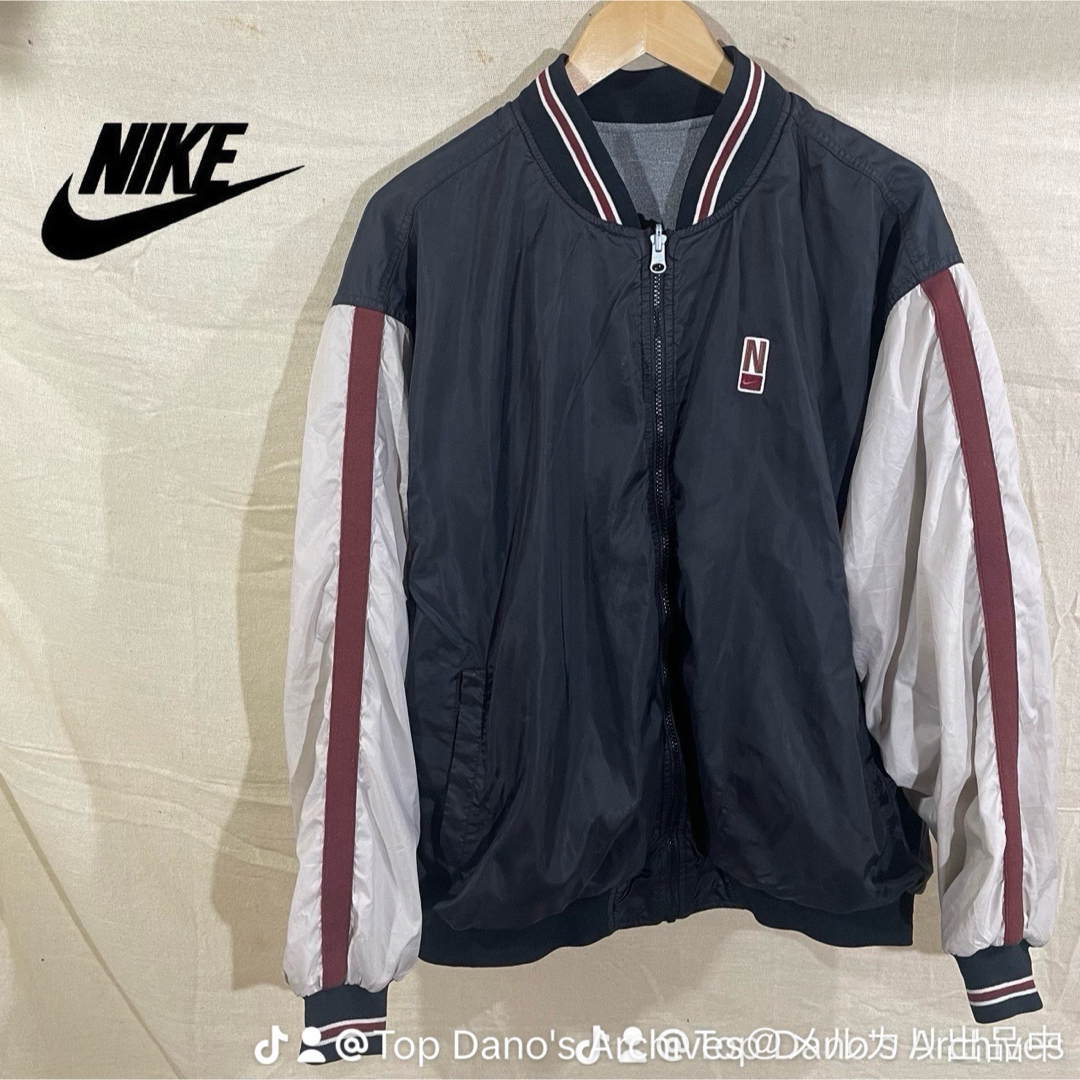 NIKE(ナイキ)の00's Nike archive リバーシブルジャケット L ワンポイント刺繍 メンズのジャケット/アウター(スタジャン)の商品写真