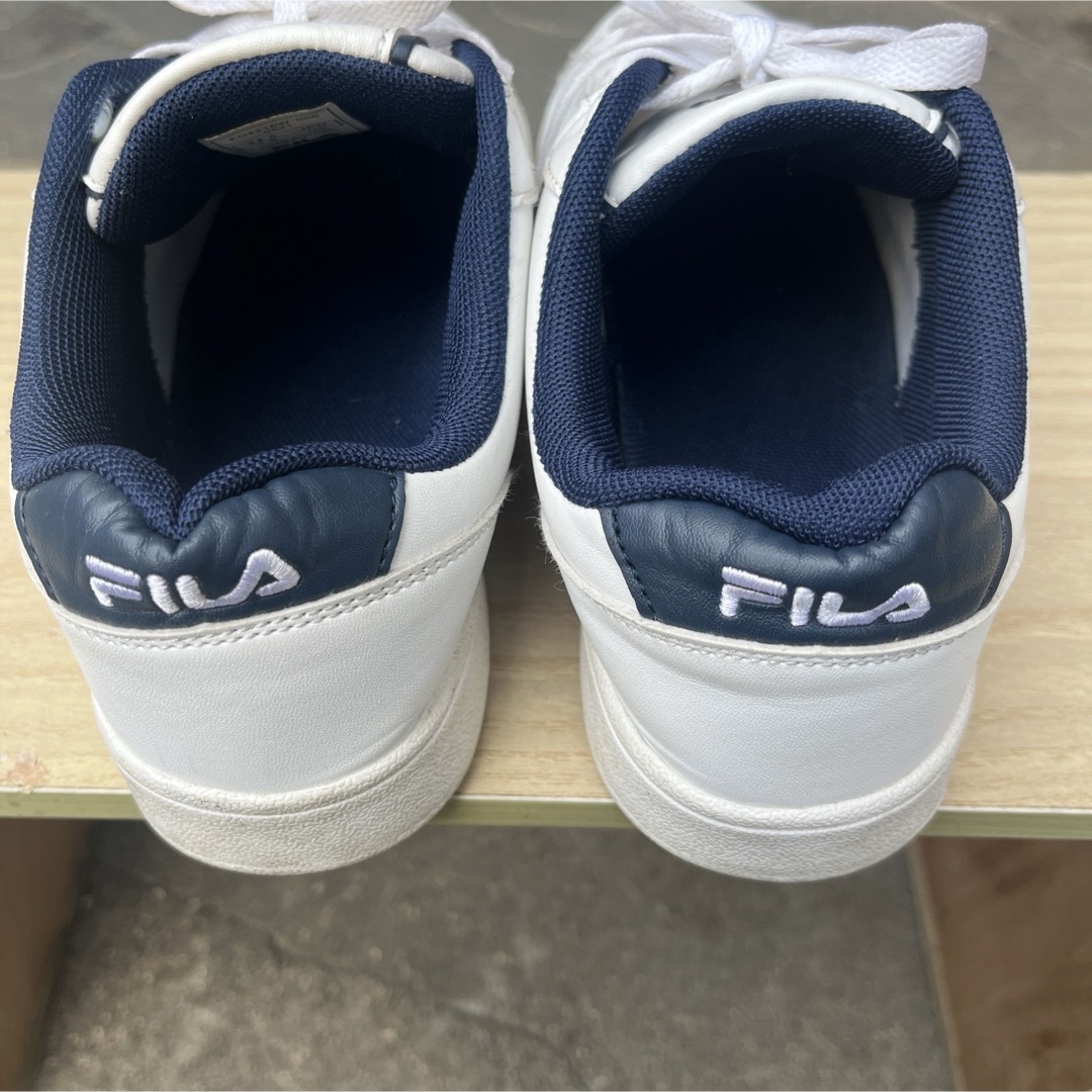 FILA(フィラ)のフィラ　スニーカー　24.0 レディースの靴/シューズ(スニーカー)の商品写真