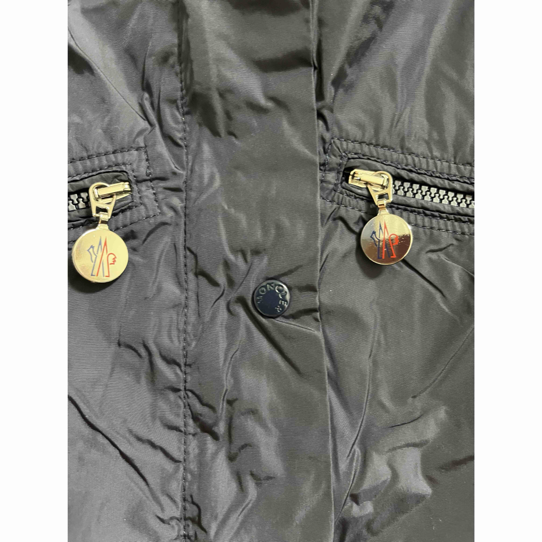 美品 Moncler モンクレール 薄手ナイロンジャケット 美品 Moncler モンクレール 薄手ナイロンジャケット