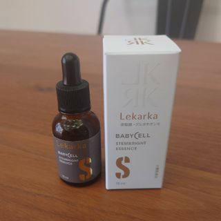 Lekarka ステムブライト エッセンス L 15ml(美容液)